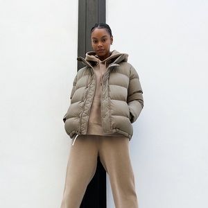 Original Aritzia Super Puff